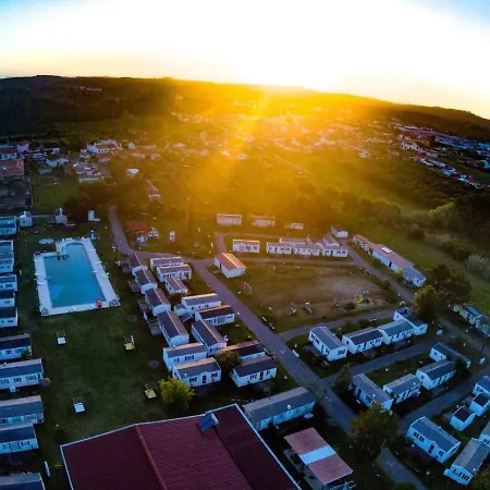 بيت للعطل Natur Camping Bungalow T2 - 16 *