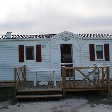 Natur Camping Bungalow T2 - 16 بيت للعطل باتاياس